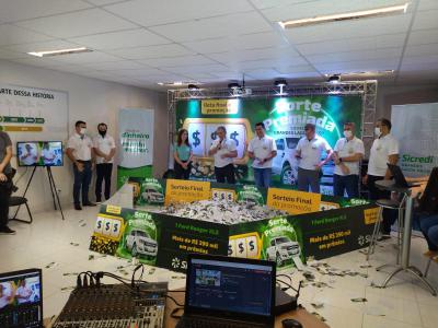 CONFIRA o ganhador da camionete Ford Ranger 0 km da promoção Sorte Premiada da Sicredi Grandes Lagos PR/SP